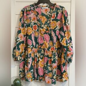 Boutique Top 🌼